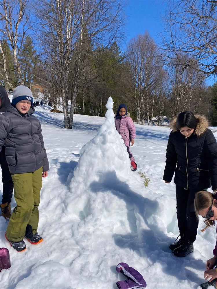 Uteskole m.trinn 19.04.23 - Klikk for stort bilde